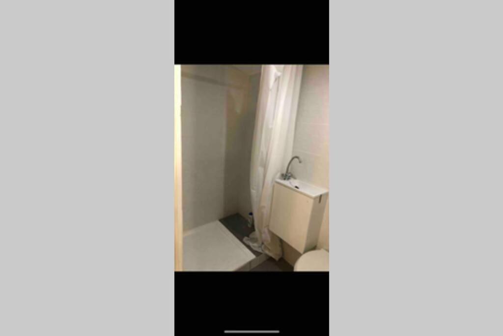 Studio Cosy Avec Possibilite Piscine En Supplement Tulon Zewnętrze zdjęcie
